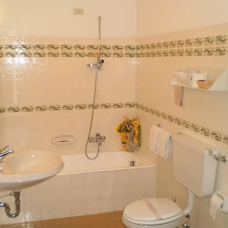 Belvedere Lanzo dʼIntelvi