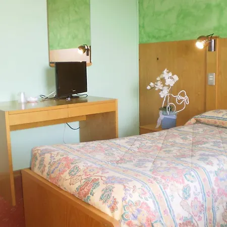 Belvedere 3* 란조 딘텔비