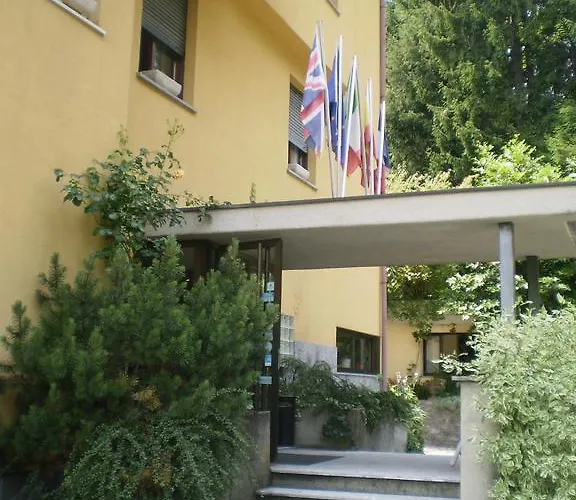 Belvedere Hotel Lanzo dʼIntelvi